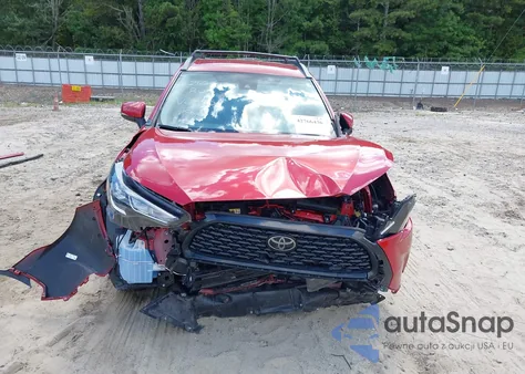 2022 Toyota Corolla Cross Le из США, поврежденный, VIN 7MUCAABG4NV021020